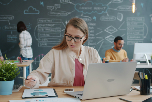 Weiterbildungszeit statt Bildungskarenz: Das gilt ab 2026